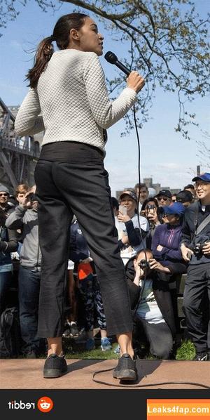 Alexandria Ocasio-Cortez фото #0123