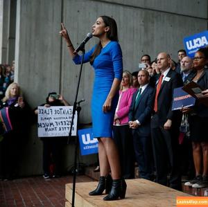 Alexandria Ocasio-Cortez фото #0136
