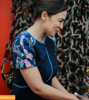 Alexandria Ocasio-Cortez фото #0147