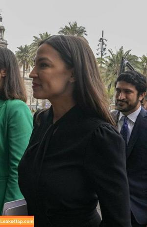 Alexandria Ocasio-Cortez фото #0153