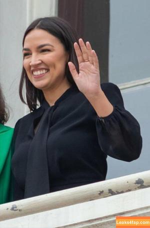 Alexandria Ocasio-Cortez фото #0154