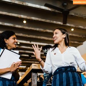 Alexandria Ocasio-Cortez фото #0155