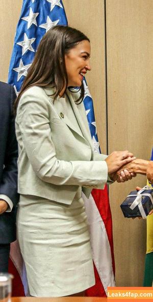 Alexandria Ocasio-Cortez фото #0161