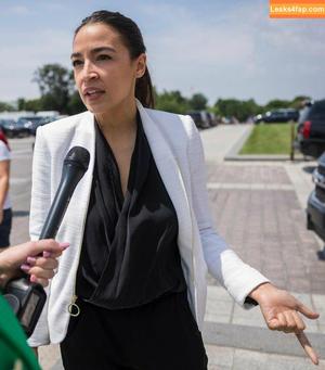 Alexandria Ocasio-Cortez фото #0168