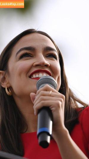 Alexandria Ocasio-Cortez photo #0220