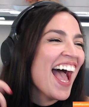 Alexandria Ocasio-Cortez photo #0228