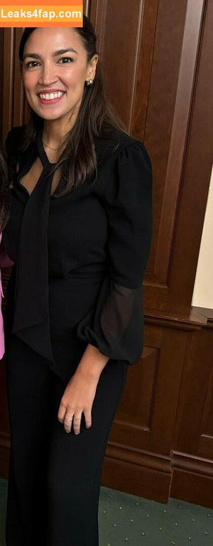 Alexandria Ocasio-Cortez photo #0259