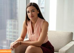 Alexandria Ocasio-Cortez photo #0295