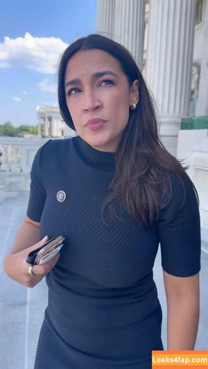 Alexandria Ocasio-Cortez photo #0330