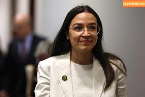 Alexandria Ocasio-Cortez photo #0337