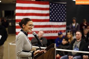 Alexandria Ocasio-Cortez фото #0349