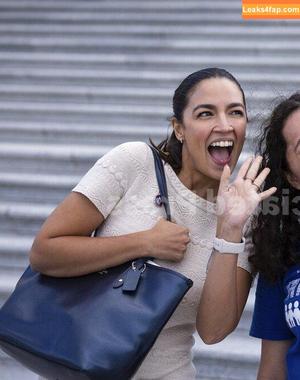 Alexandria Ocasio-Cortez фото #0352
