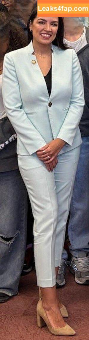 Alexandria Ocasio-Cortez фото #0360