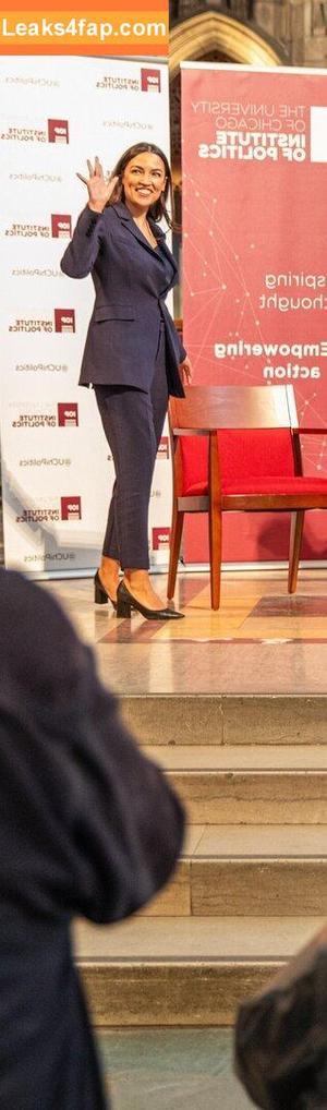 Alexandria Ocasio-Cortez photo #0387
