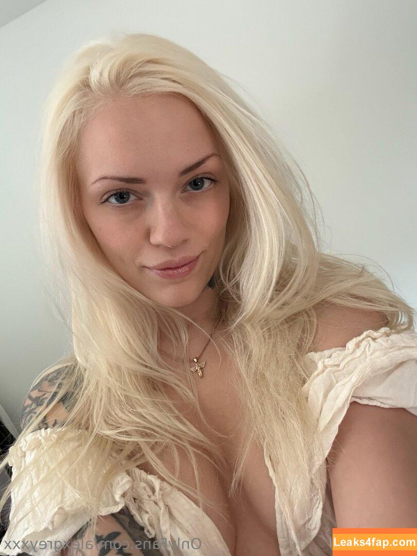 alexgreyxxx / guyferrariii leaked photo photo #0002