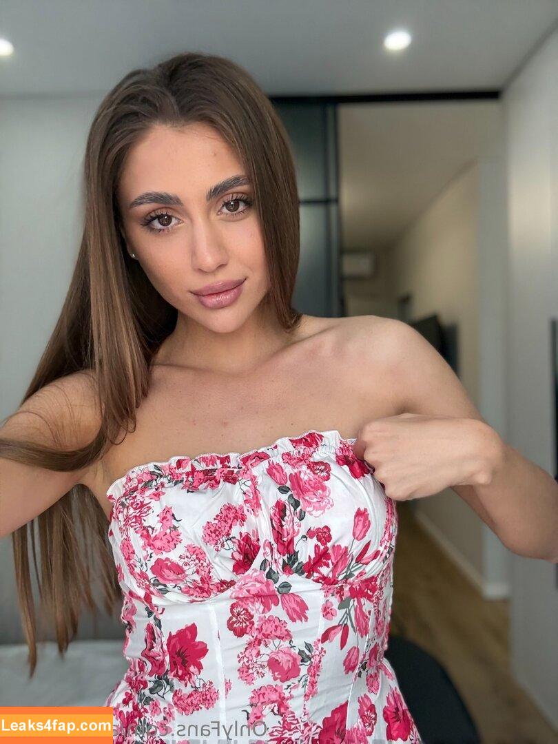 alexiaasher / alexis_asher__ leaked photo photo #0043