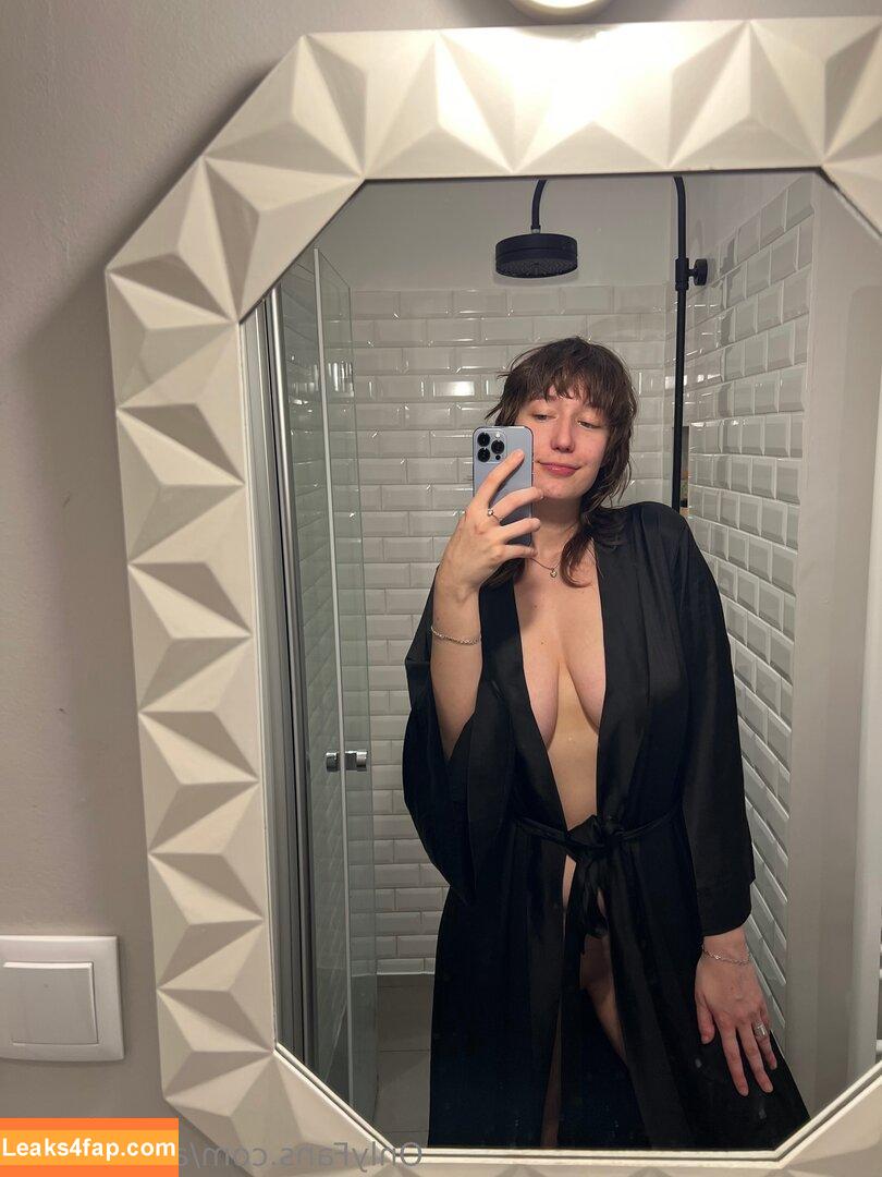 alexiagirl / al.sirait / alexiameuo / alexxxiahere / clearmeuo leaked photo photo #0002