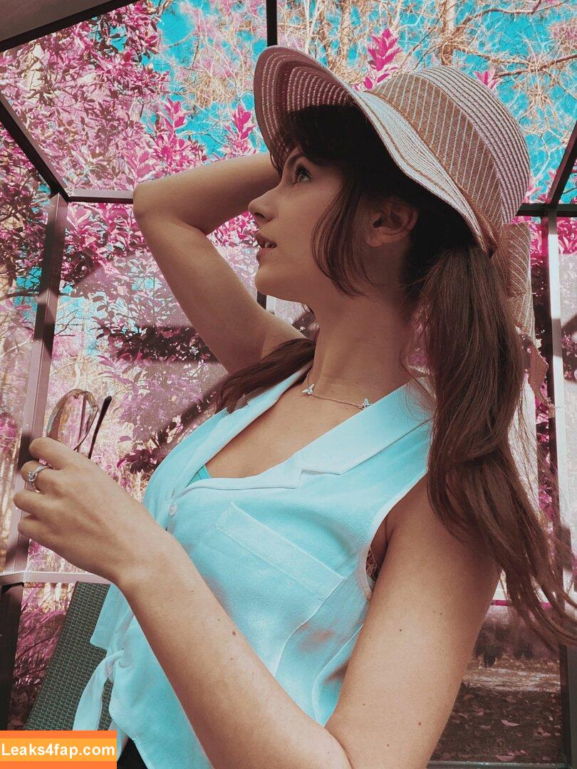 AlexiaRaye / alexiagray leaked photo photo #0017