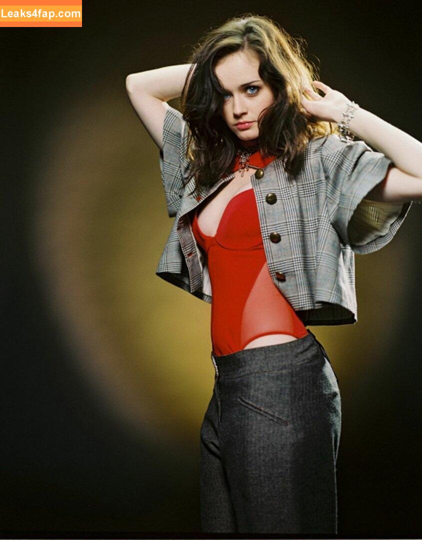 Alexis Bledel / alexisbledelofficial слитое фото фото #0024