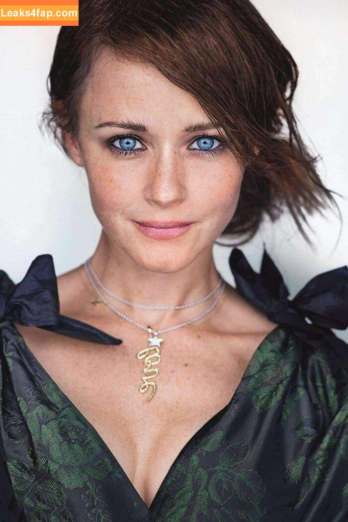 Alexis Bledel / alexisbledelofficial leaked photo photo #0074