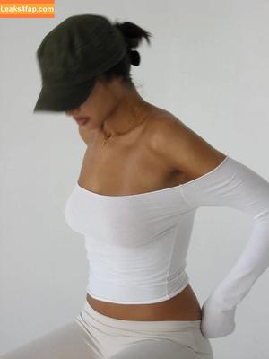 Alexis Carrington photo #0073