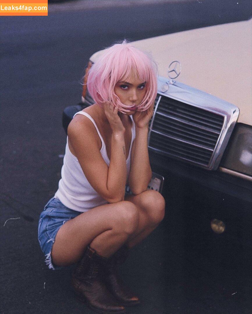 Alexis Ren / alexisren / alexisreng / alexxissren слитое фото фото #0054