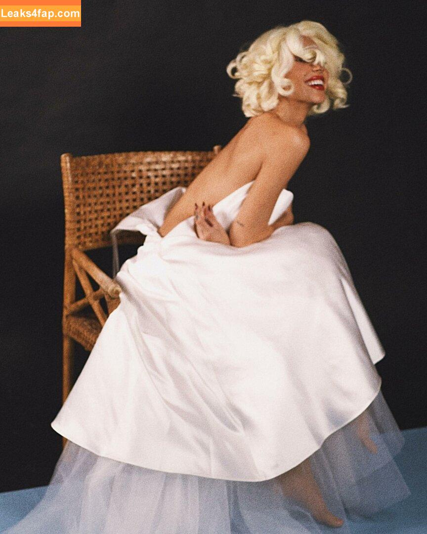 Alexis Ren / alexisren / alexisreng / alexxissren слитое фото фото #0092