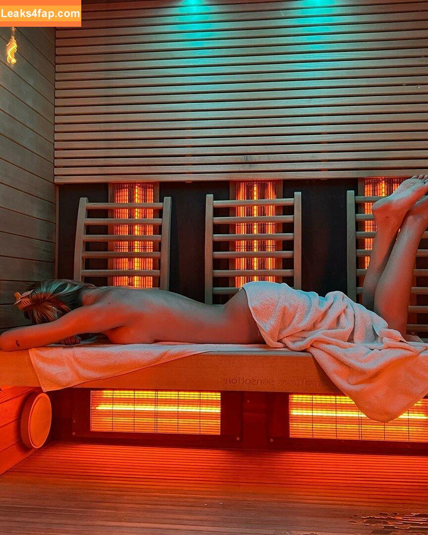 Alexis Ren / alexisren / alexisreng / alexxissren слитое фото фото #0183