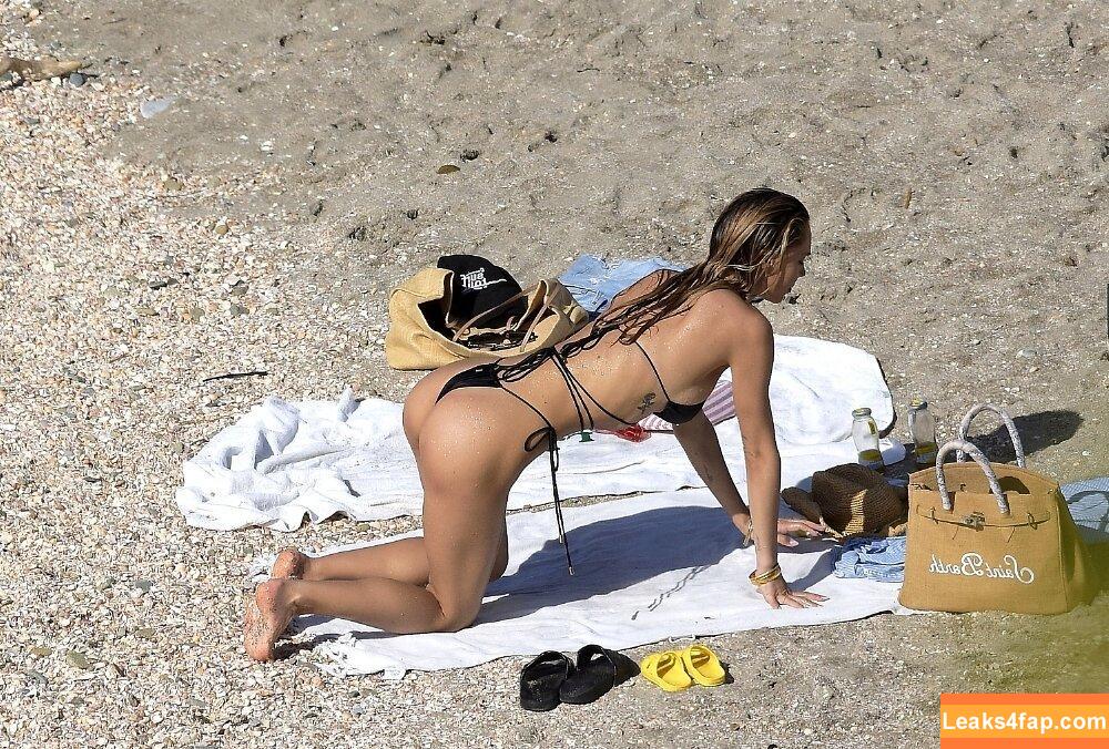 Alexis Ren / alexisren / alexisreng / alexxissren слитое фото фото #0196