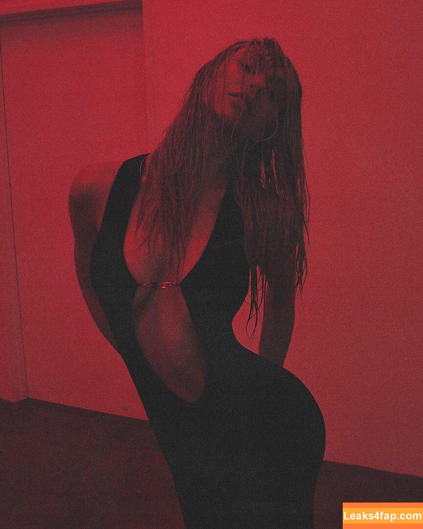 Alexis Ren / alexisren / alexisreng / alexxissren слитое фото фото #0218