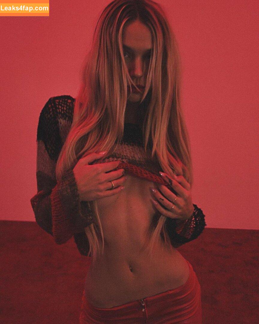 Alexis Ren / alexisren / alexisreng / alexxissren слитое фото фото #0220