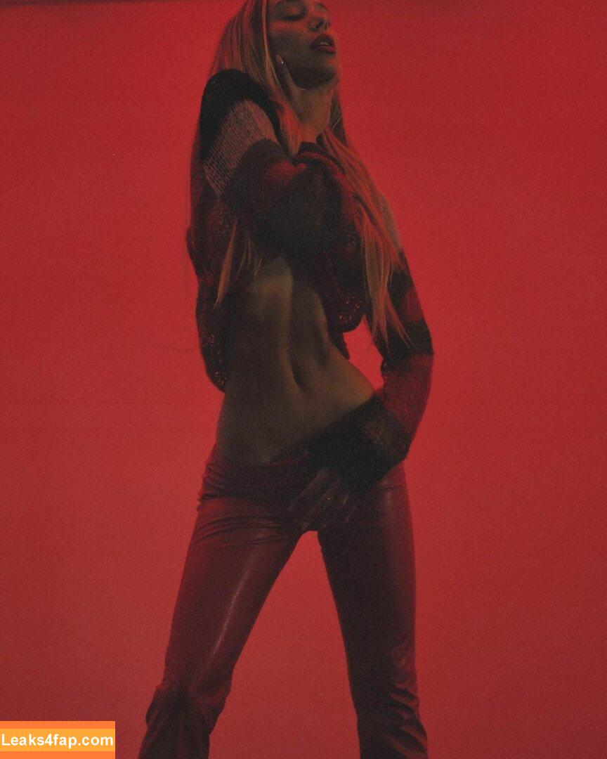 Alexis Ren / alexisren / alexisreng / alexxissren слитое фото фото #0222