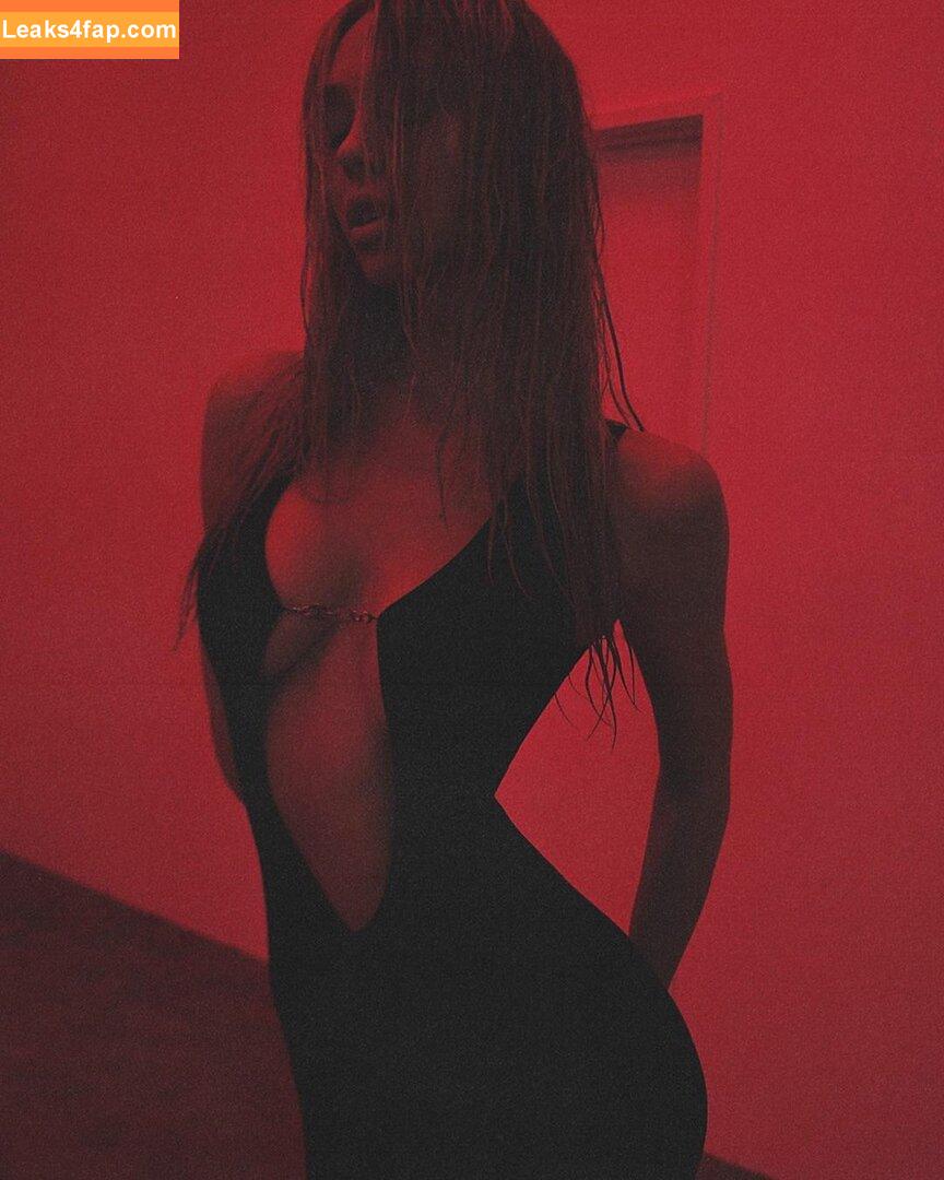 Alexis Ren / alexisren / alexisreng / alexxissren слитое фото фото #0224