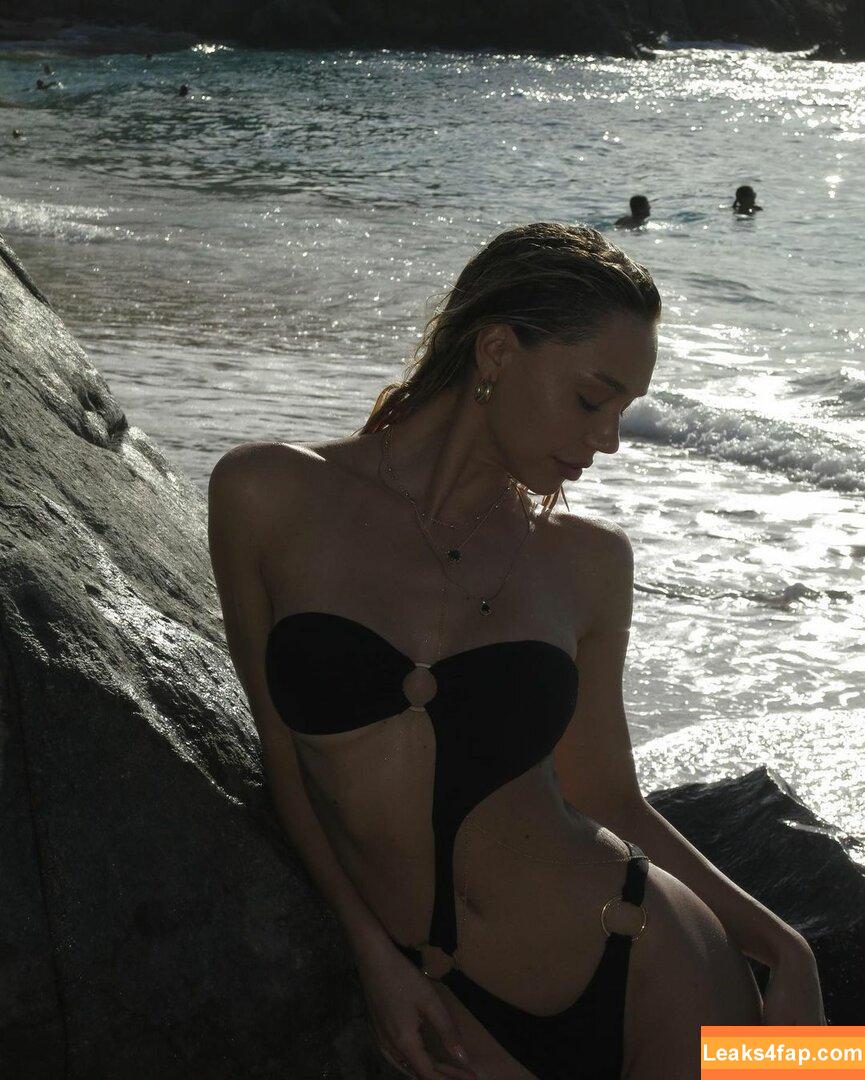 Alexis Ren / alexisren / alexisreng / alexxissren слитое фото фото #0270