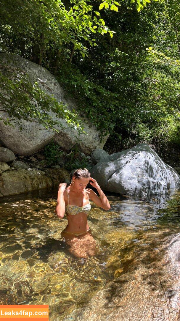 Alexis Ren / alexisren / alexisreng / alexxissren слитое фото фото #0313