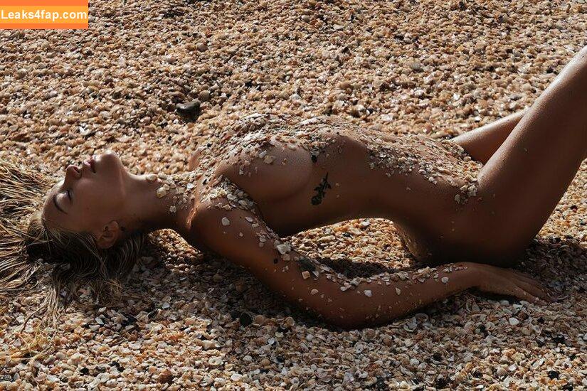 Alexis Ren / alexisren / alexisreng / alexxissren слитое фото фото #0358