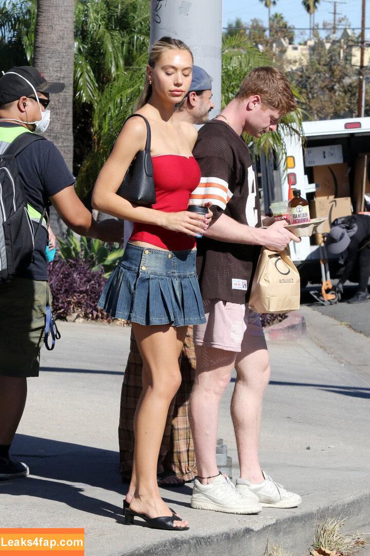 Alexis Ren / alexisren / alexisreng / alexxissren слитое фото фото #0377