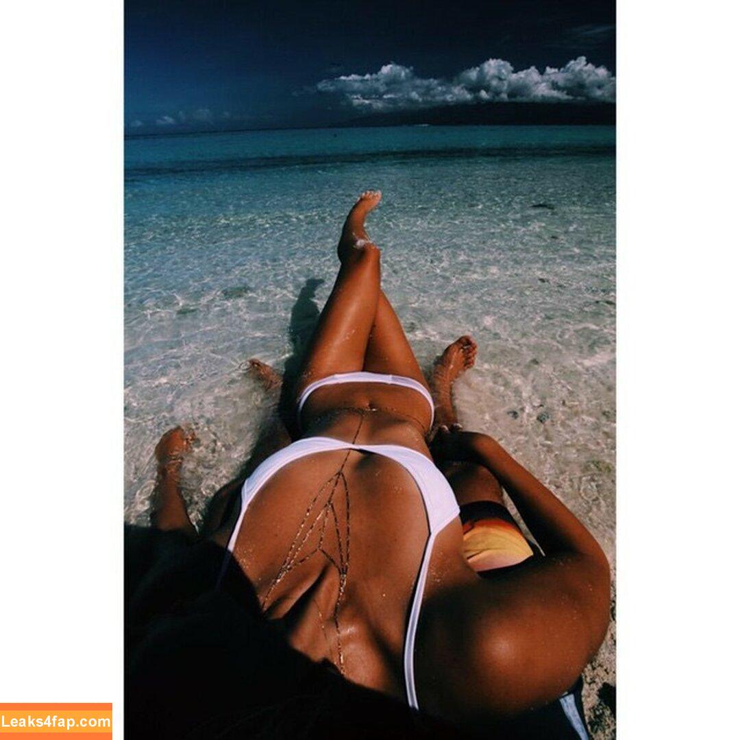 Alexis Ren / alexisren / alexisreng / alexxissren слитое фото фото #0498