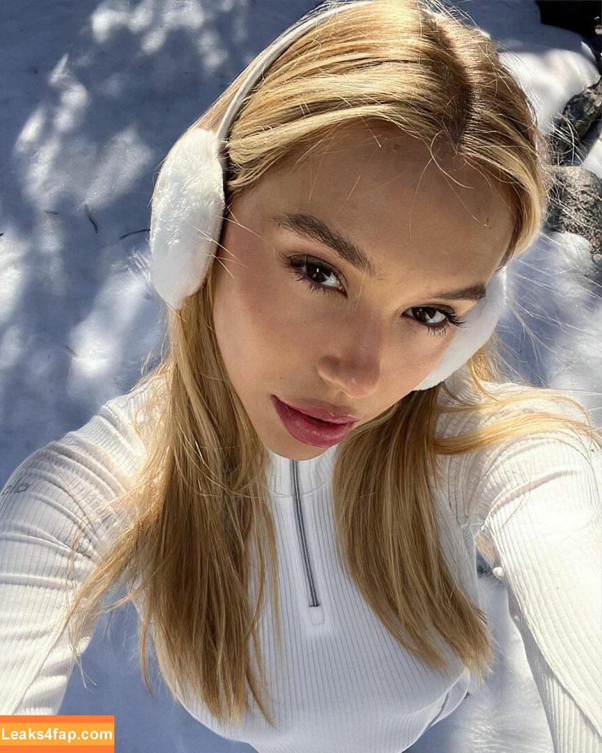 Alexis Ren / alexisren / alexisreng / alexxissren слитое фото фото #0540