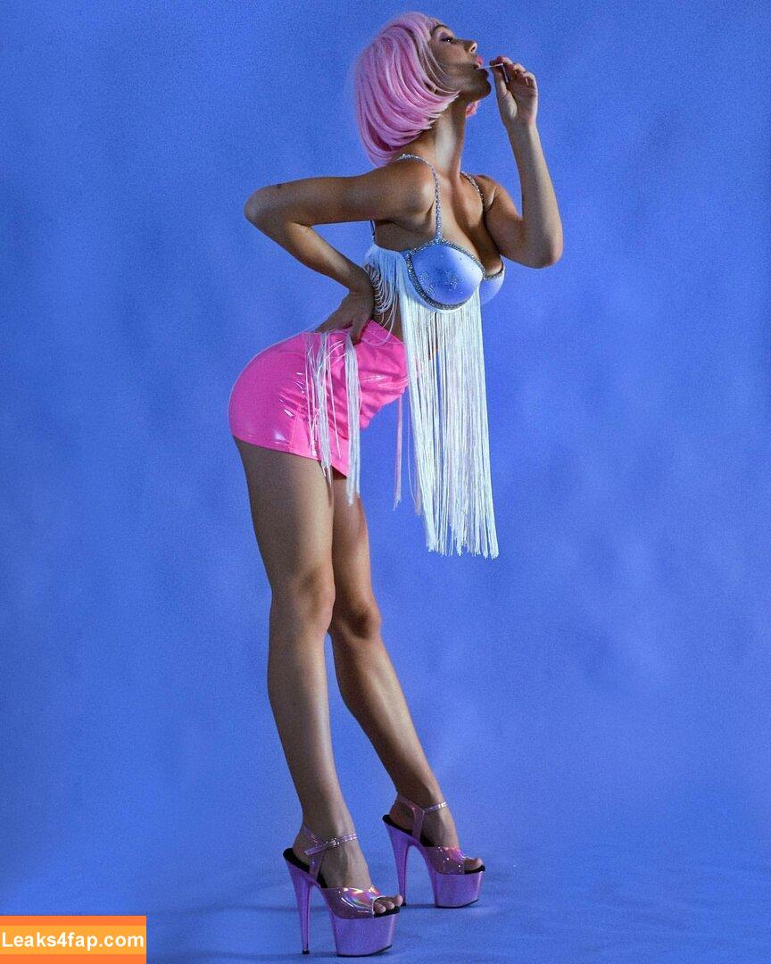 Alexis Ren / alexisren / alexisreng / alexxissren слитое фото фото #0547