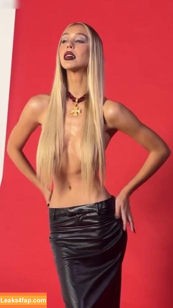 Alexis Ren / alexisren / alexisreng / alexxissren слитое фото фото #0793