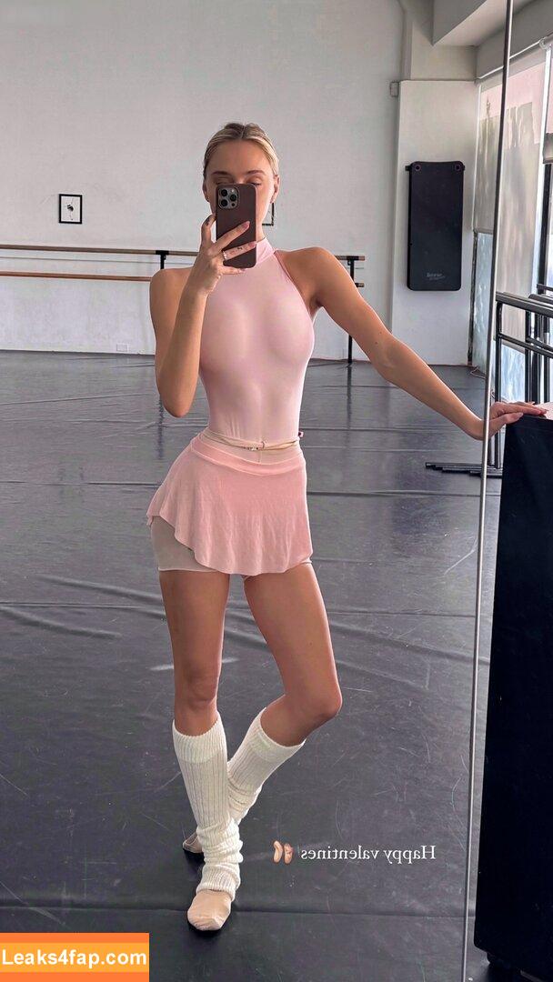 Alexis Ren / alexisren / alexisreng / alexxissren leaked photo photo #0841