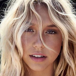 Alexis Ren фото #0007