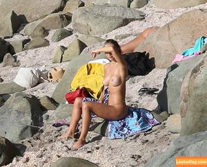 Alexis Ren фото #0010