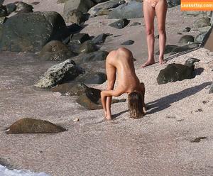 Alexis Ren фото #0025