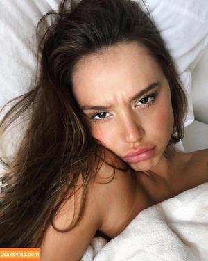 Alexis Ren фото #0046