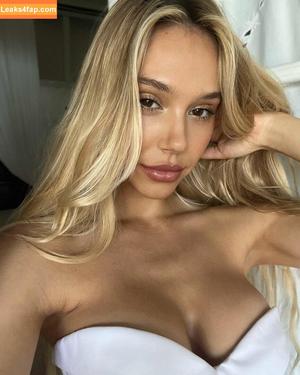 Alexis Ren фото #0114