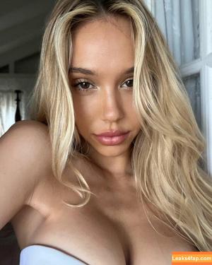 Alexis Ren фото #0121