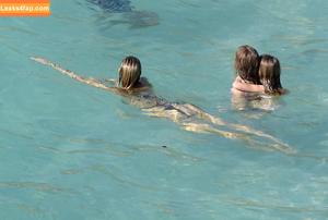 Alexis Ren фото #0142