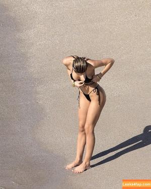 Alexis Ren фото #0185